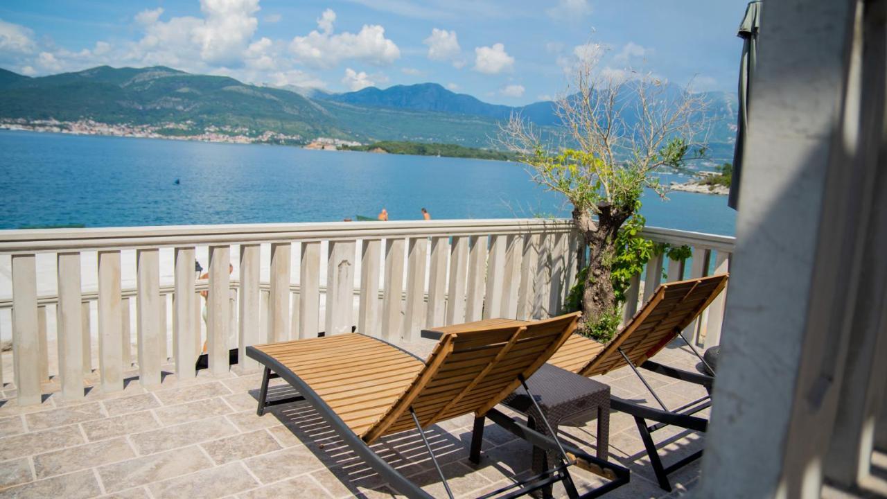 Family House Bjelila Villa Tivat Kültér fotó