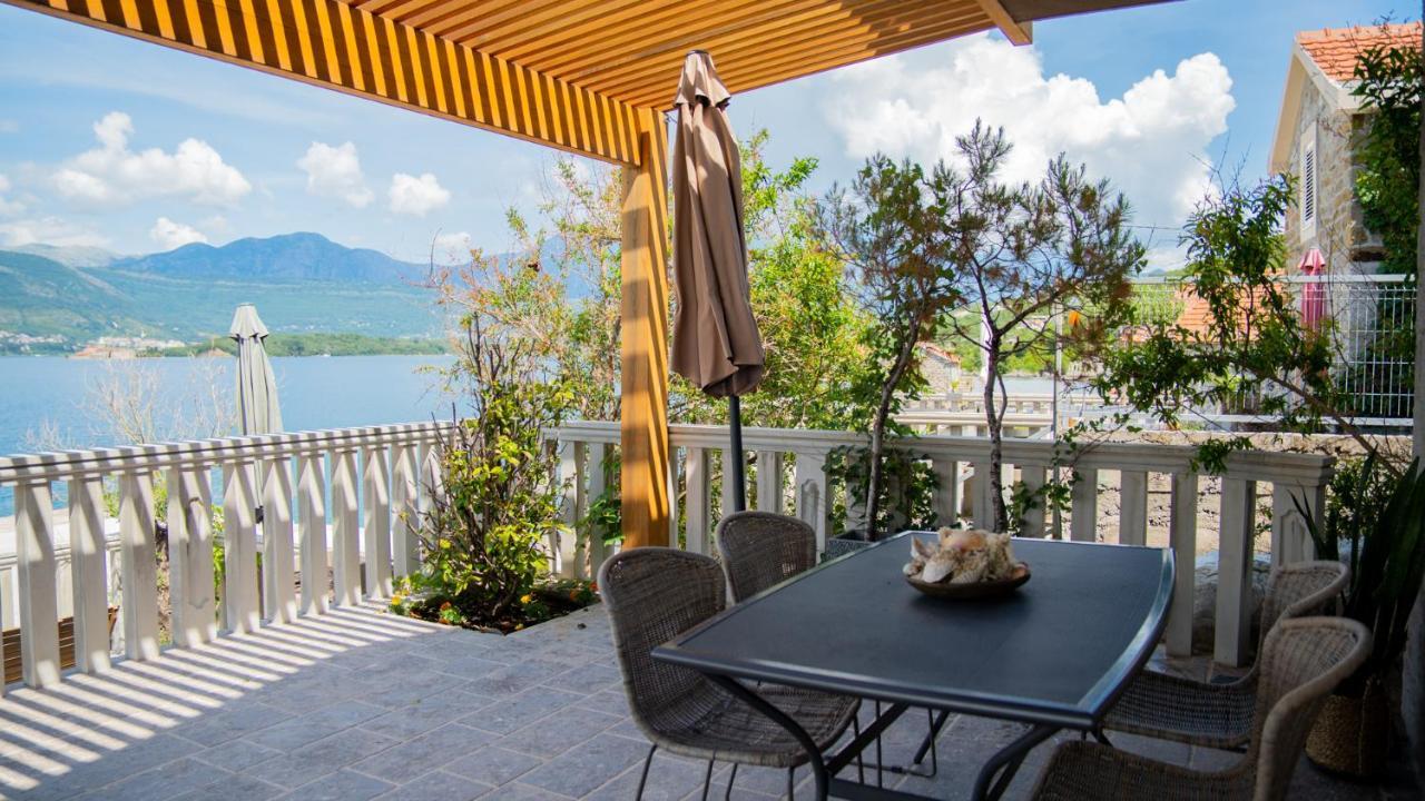 Family House Bjelila Villa Tivat Kültér fotó