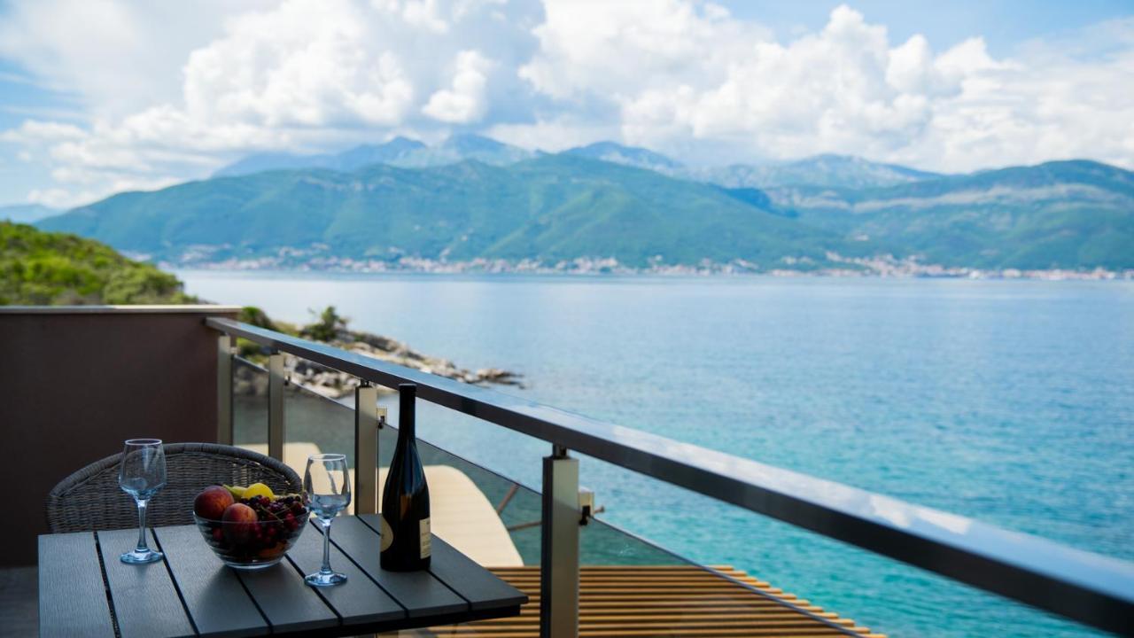 Family House Bjelila Villa Tivat Kültér fotó
