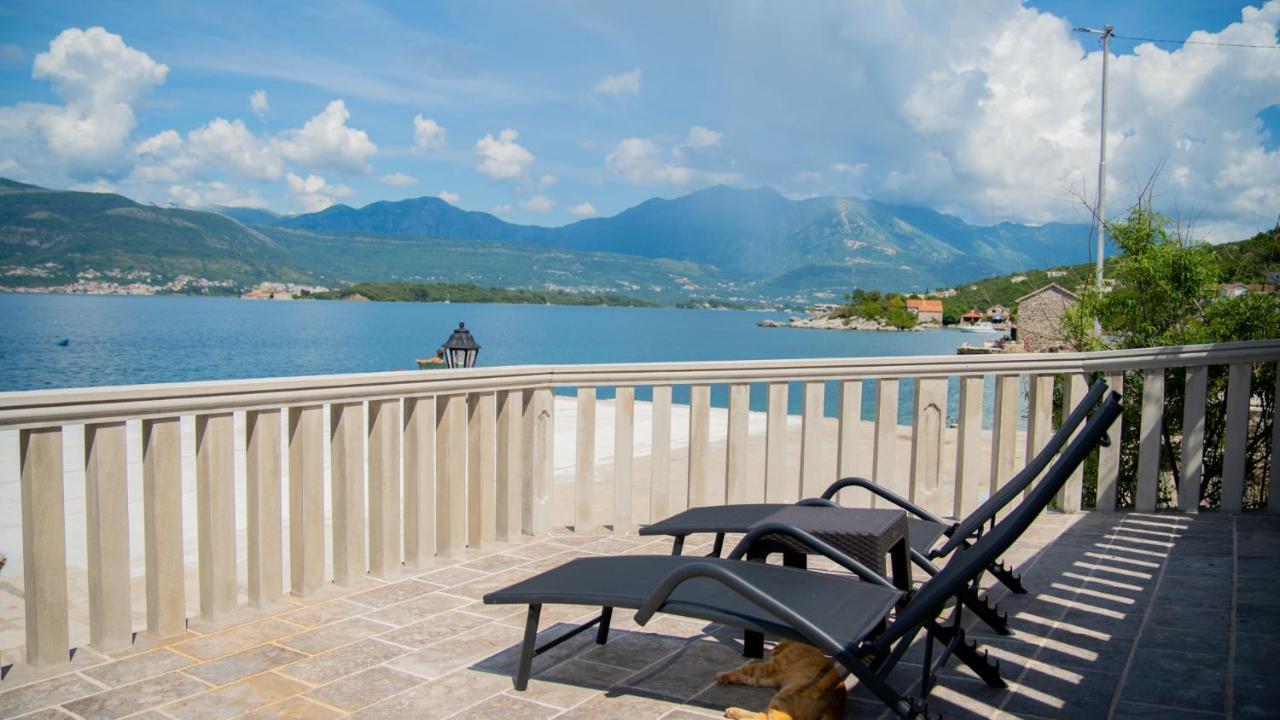 Family House Bjelila Villa Tivat Kültér fotó